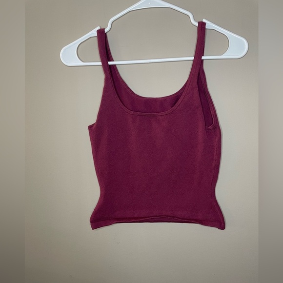 Aritzia Babaton Tank Top Size S - Picture 3 of 3